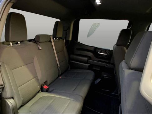 Used 2021 Chevrolet Silverado 1500 LT RWD image 18