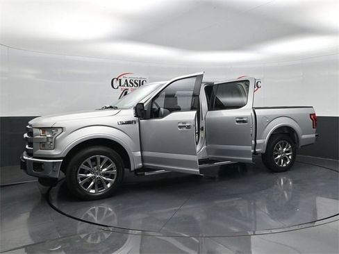 Used 2016 Ford F150 Lariat w/ Equipment Group 502A Luxury image 32