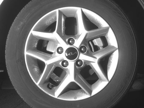 Used 2025 Kia Soul LX w/ LX Technology Package image 20