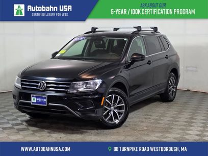Used 2019 Volkswagen Tiguan SE w/ Panoramic Sunroof Package