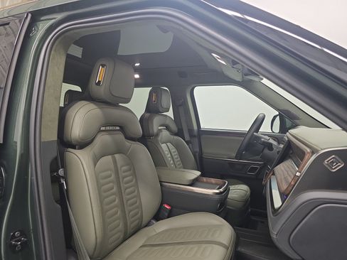Used 2024 Rivian R1T Adventure AWD/4WD image 23