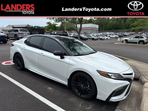 Used 2024 Toyota Camry XSE w/ Cold Weather Package FWD image 1