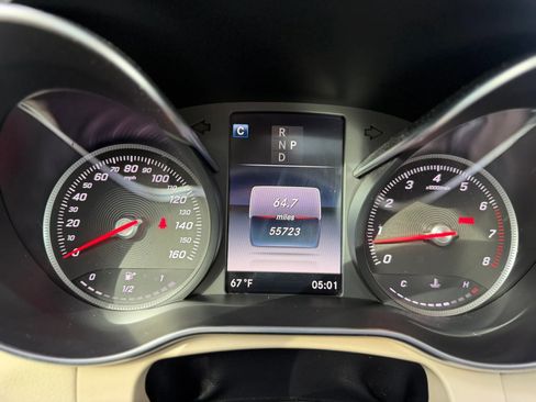Used 2018 Mercedes-Benz GLC 300 4MATIC image 17