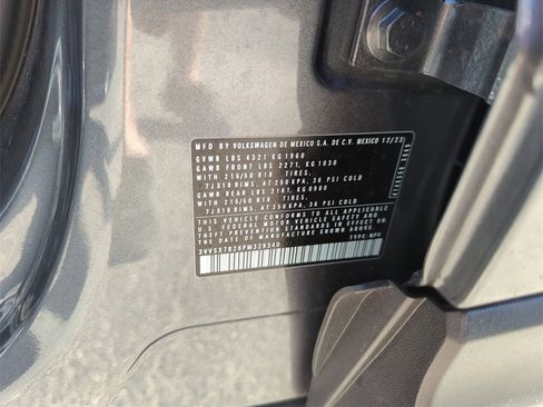 Used 2023 Volkswagen Taos SE image 49