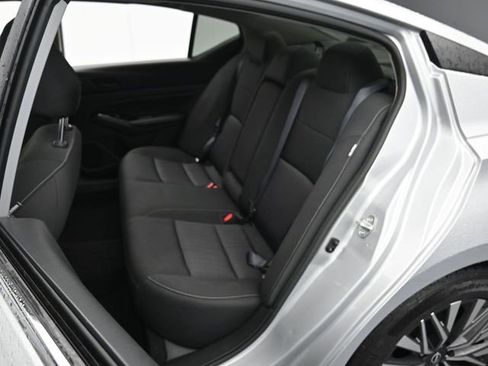 Used 2023 Nissan Altima 2.5 SV image 25