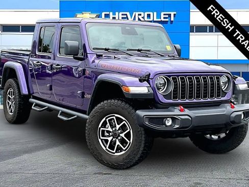 Used 2026 Jeep Gladiator Rubicon w/ Steel Power Dome Hood Package AWD/4WD image 1