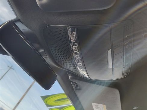 Used 2020 Mercedes-Benz GLC 300 4MATIC image 31