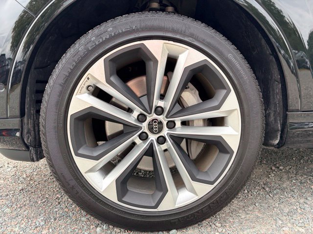Certified 2024 Audi Q7 3.0T Premium Plus AWD/4WD image 5