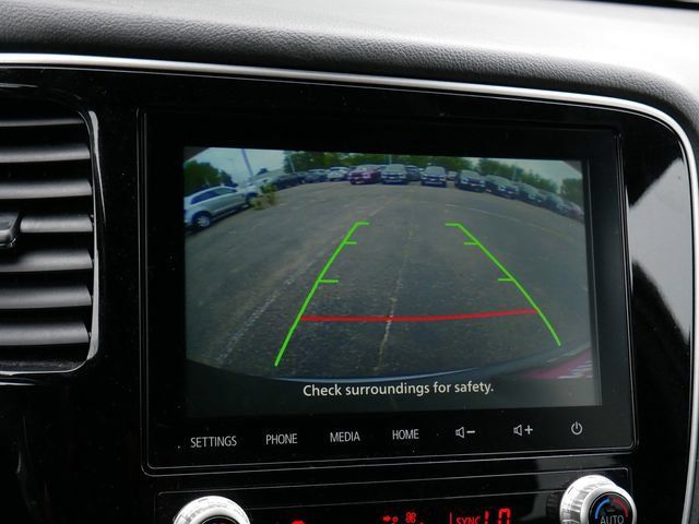 Used 2022 Mitsubishi Outlander SEL AWD/4WD image 27