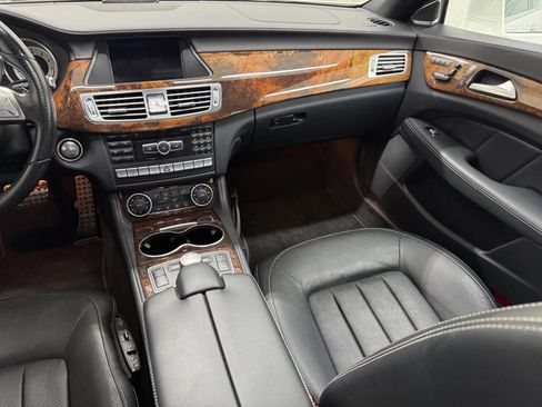 Used 2014 Mercedes-Benz CLS 550 image 9