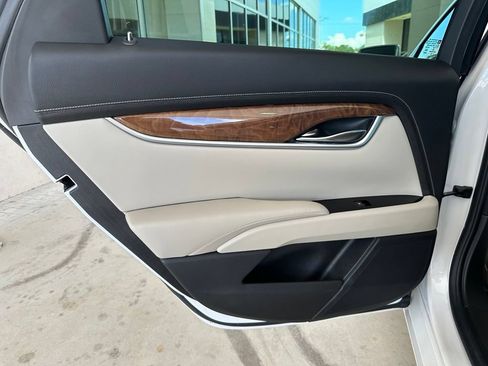 Used 2019 Cadillac XTS Luxury w/ Driver Awareness Package FWD image 28