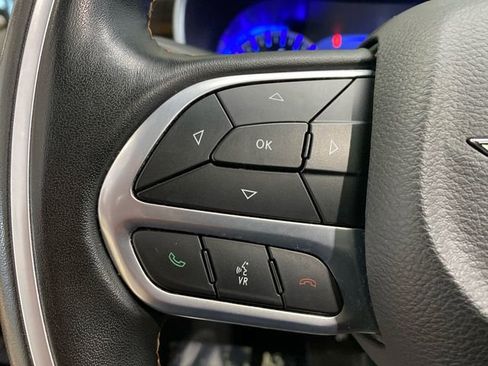 Used 2021 Chrysler Pacifica Pinnacle image 23