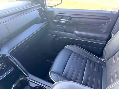 Used 2023 GMC Sierra 1500 AT4X image 36