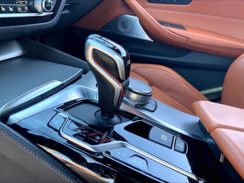 Used 2019 BMW M5 w/ Executive Package AWD/4WD image 17