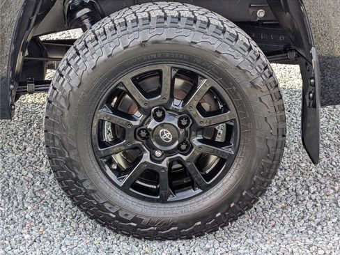 Used 2021 Toyota Tundra SR image 10