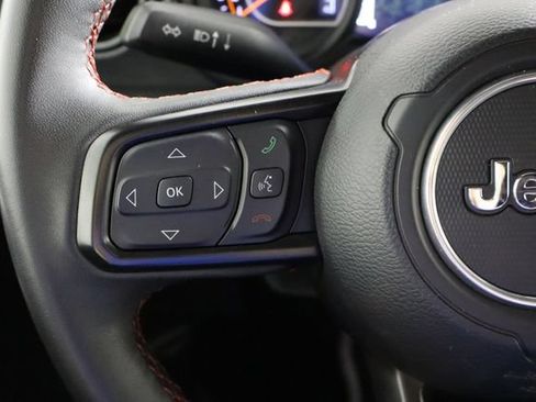 Used 2024 Jeep Gladiator Rubicon AWD/4WD image 8