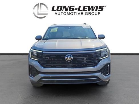 Certified 2024 Volkswagen Atlas SEL Premium R-Line AWD/4WD image 11