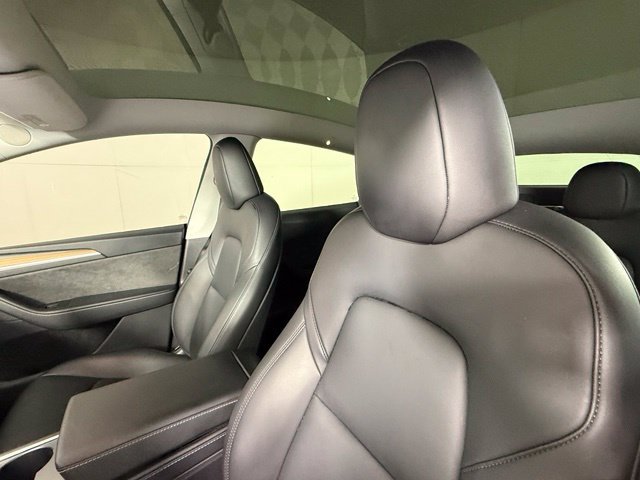 Used 2024 Tesla Model Y Long Range RWD image 6