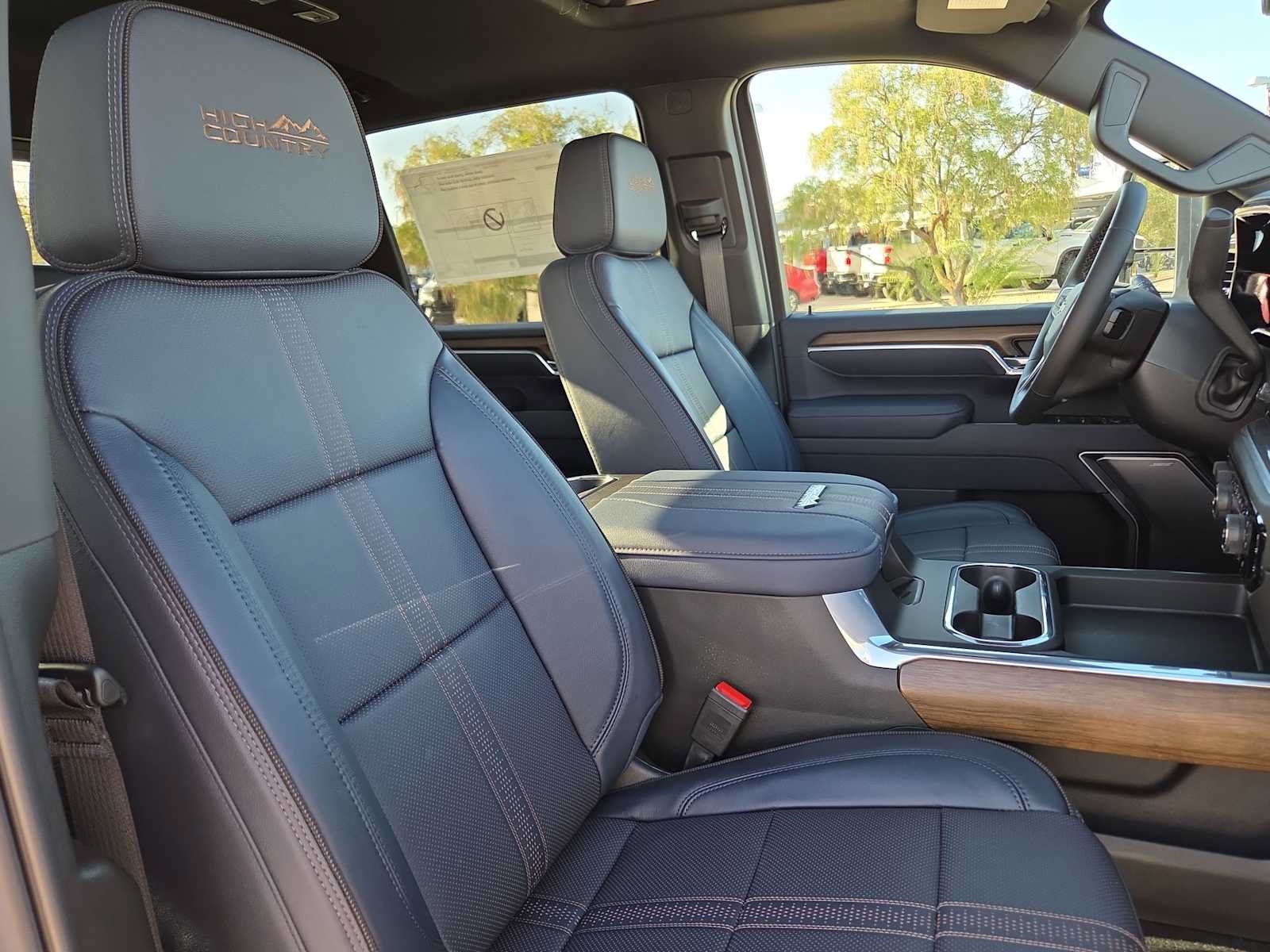 New 2026 Chevrolet Silverado 2500 High Country w/ High Country Premium Package AWD/4WD image 18