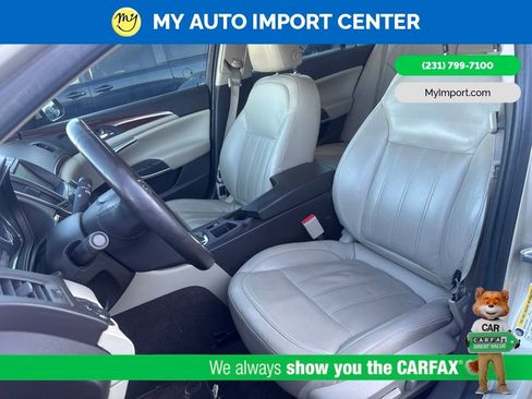 Used 2014 Buick Regal Premium FWD image 7