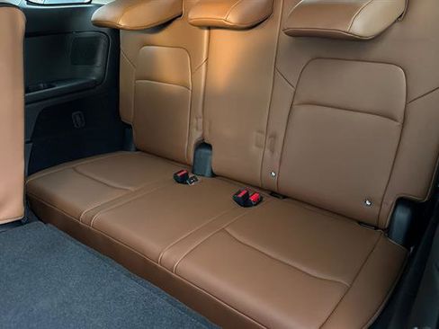 New 2025 Nissan Pathfinder Platinum w/ Cargo Package image 17