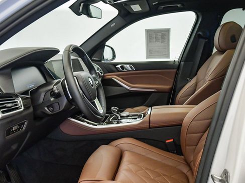 Certified 2023 BMW X5 sDrive40i w/ Premium Package image 19