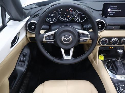 Used 2024 MAZDA MX-5 Miata Grand Touring image 16
