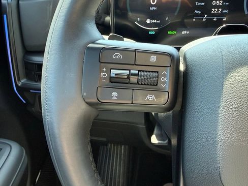 Certified 2025 Hyundai Santa Fe Calligraphy AWD/4WD image 30
