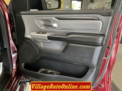 Used 2019 RAM 1500 Big Horn AWD/4WD image 37