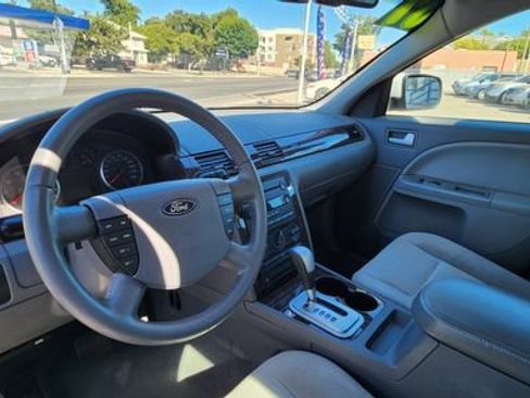 Used 2007 Ford Five Hundred SEL FWD image 6