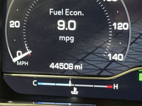 Used 2024 GMC Sierra 1500 SLT image 13