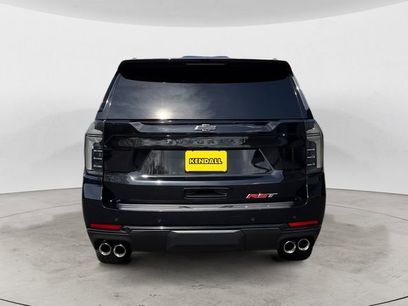 Used 2025 Chevrolet Suburban RST w/ Comfort Package