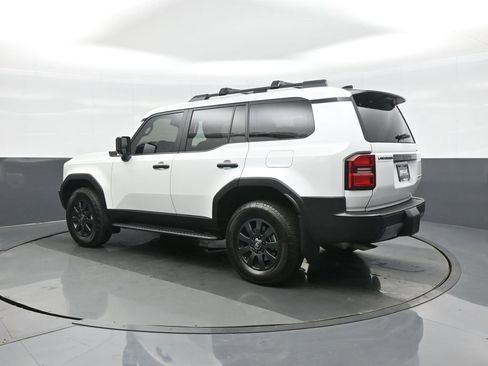 Certified 2024 Toyota Land Cruiser image 5