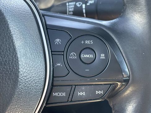 Used 2024 Toyota Corolla SE w/ SE Premium Package FWD image 31