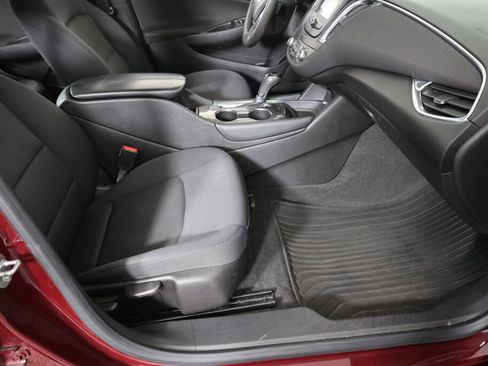 Used 2016 Chevrolet Malibu LT FWD image 26