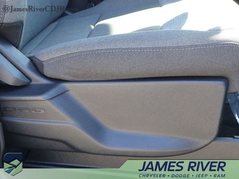 Used 2025 Ford F250 XLT image 10