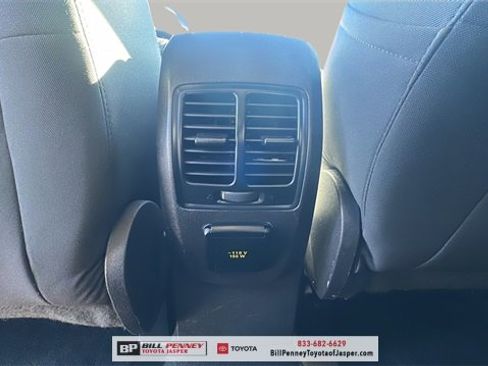 Used 2017 Ford Escape SE w/ Equipment Group 201A image 13