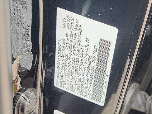 Certified 2025 Honda Ridgeline Sport image 28