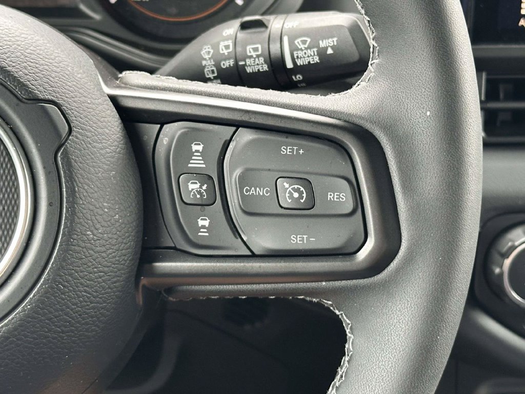 Used 2026 Jeep Wrangler Rubicon w/ Safety Group AWD/4WD image 22