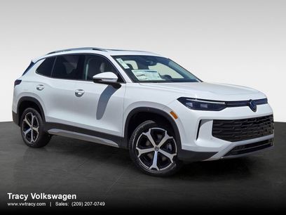 New 2026 Volkswagen Tiguan SE