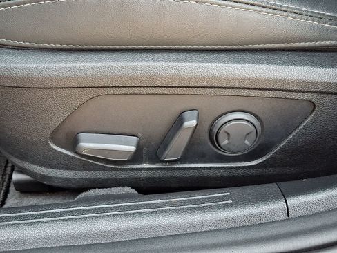 Used 2022 Kia K5 GT-Line FWD image 16