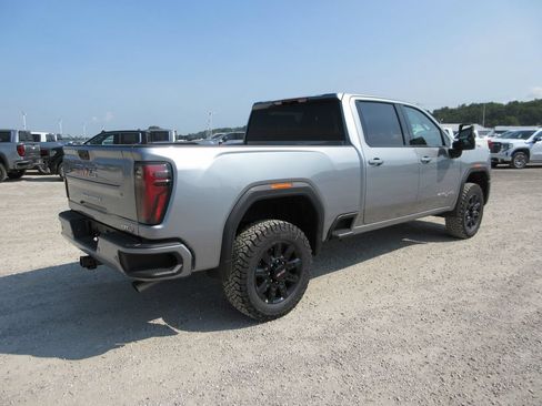 New 2026 GMC Sierra 2500 AT4 AWD/4WD image 5
