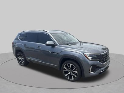 Used 2024 Volkswagen Atlas SEL Premium R-Line