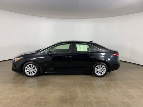 Used 2024 Toyota Corolla XLE image 16