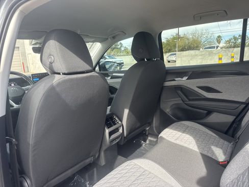 New 2026 Volkswagen Tiguan S image 17