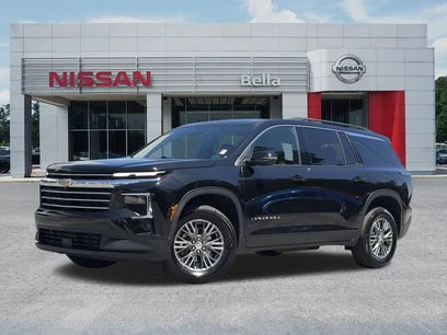 Used 2026 Chevrolet Traverse LT