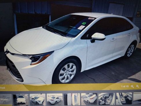 Used 2023 Toyota Corolla LE FWD image 1