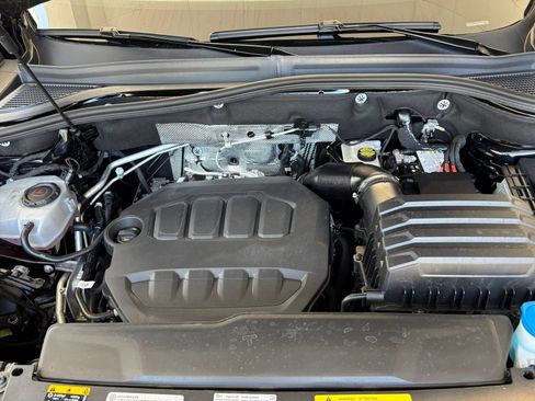 Used 2026 Volkswagen Atlas Cross Sport SE FWD image 34