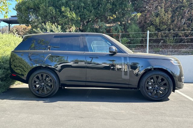 New 2027 Land Rover Range Rover SE AWD/4WD image 6