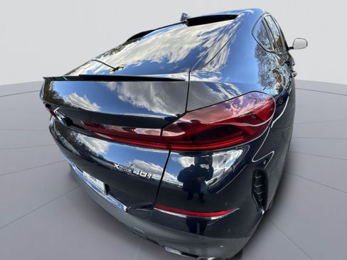 Used 2022 BMW X6 xDrive40i w/ M Sport Package image 29